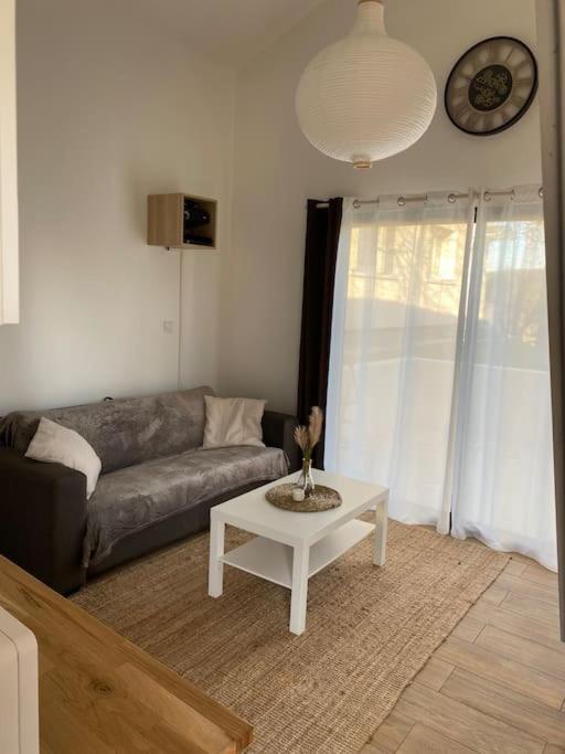 Logement Avec Mezzanine Tremblay-en-France Exterior foto