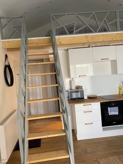 Logement Avec Mezzanine Tremblay-en-France Exterior foto